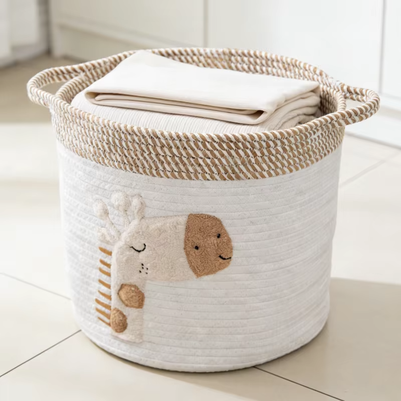 Cotton Rope Kids Toy Basket Cute Giraffe Embroidery Laundry Hamper Nursery Basket for Bathroom Home Decor